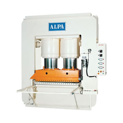 1200 Tons Heated Compressed Wood and Rubber Press